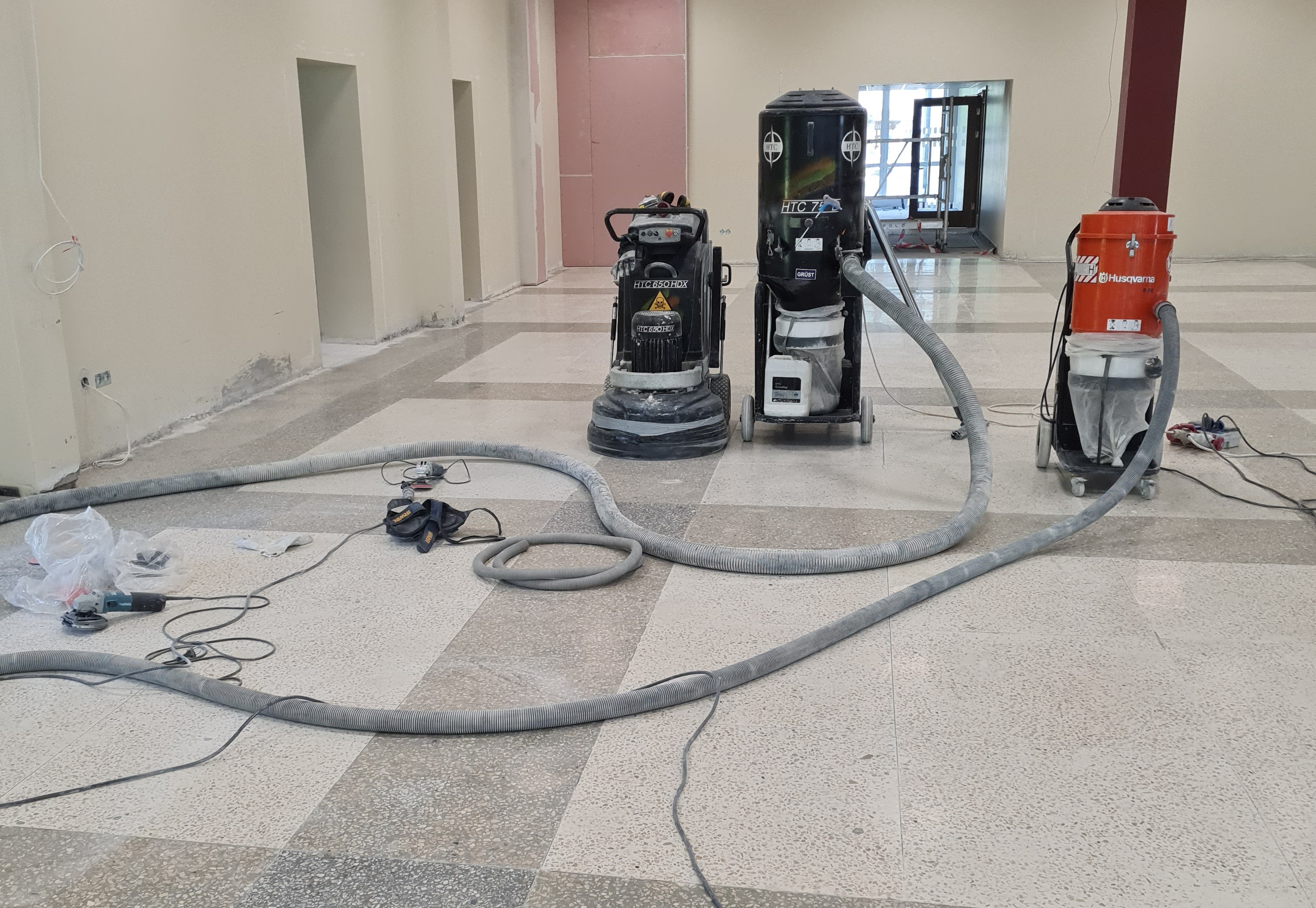 Terrazzo restaurācijas darbi