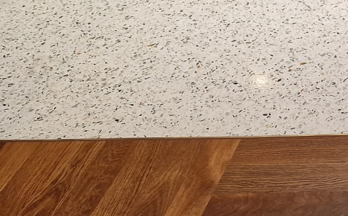 terrazzo grīdu slīpēšana